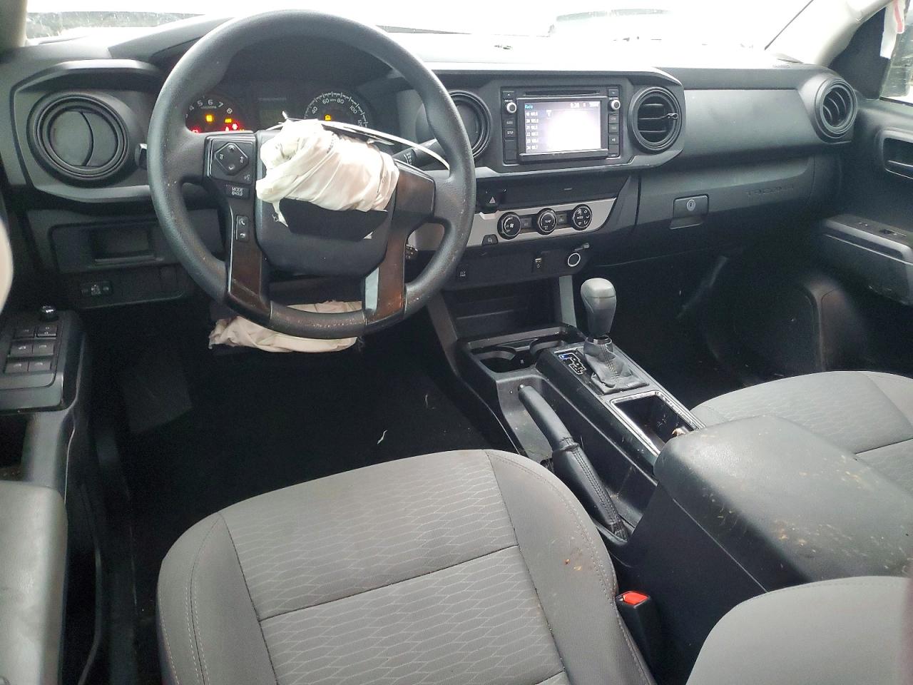 2017 TOYOTA TACOMA DOUBLE CAB photo 8