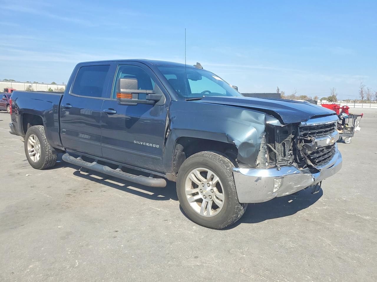 2018 CHEVROLET SILVERADO C1500 LT photo 13