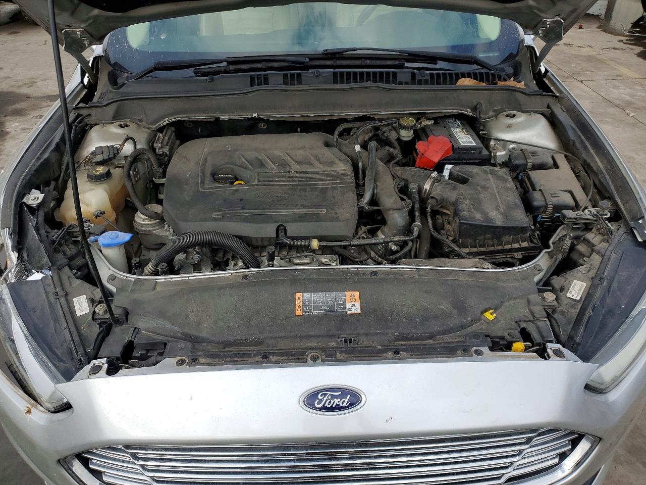 2015 FORD FUSION SE photo 21