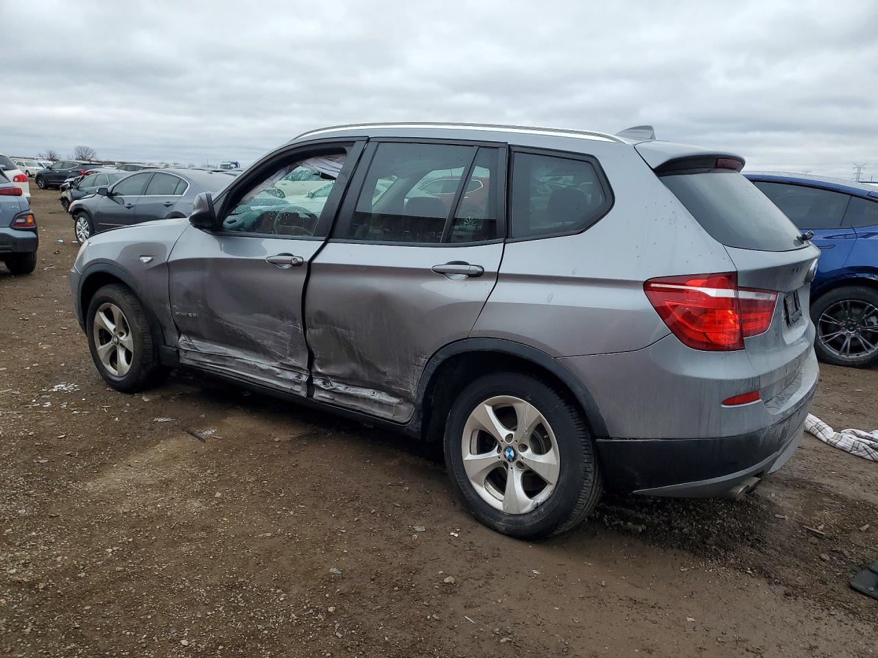 2011 BMW X3 XDRIVE28I photo 3
