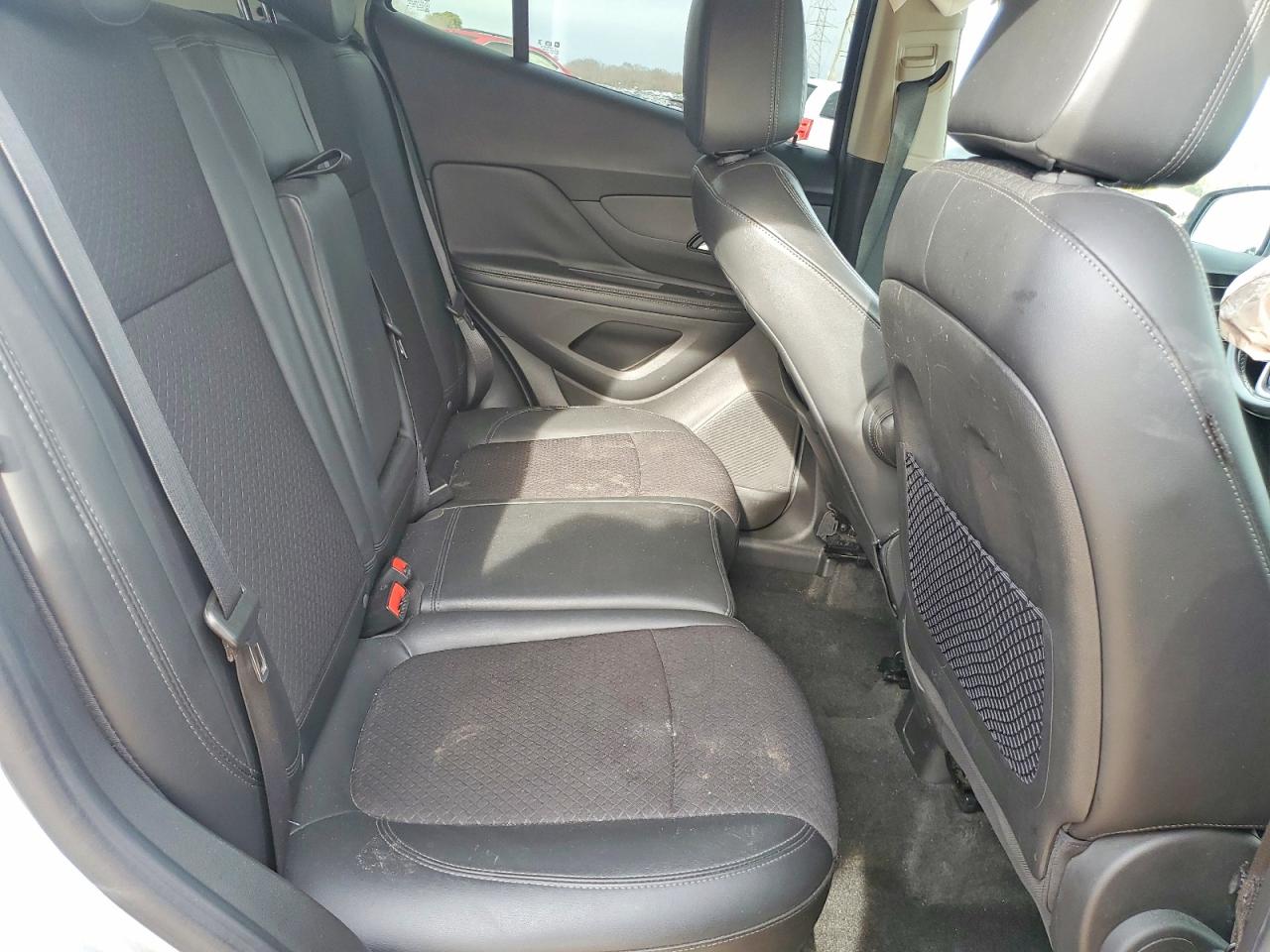 2019 BUICK ENCORE PREFERRED photo 11