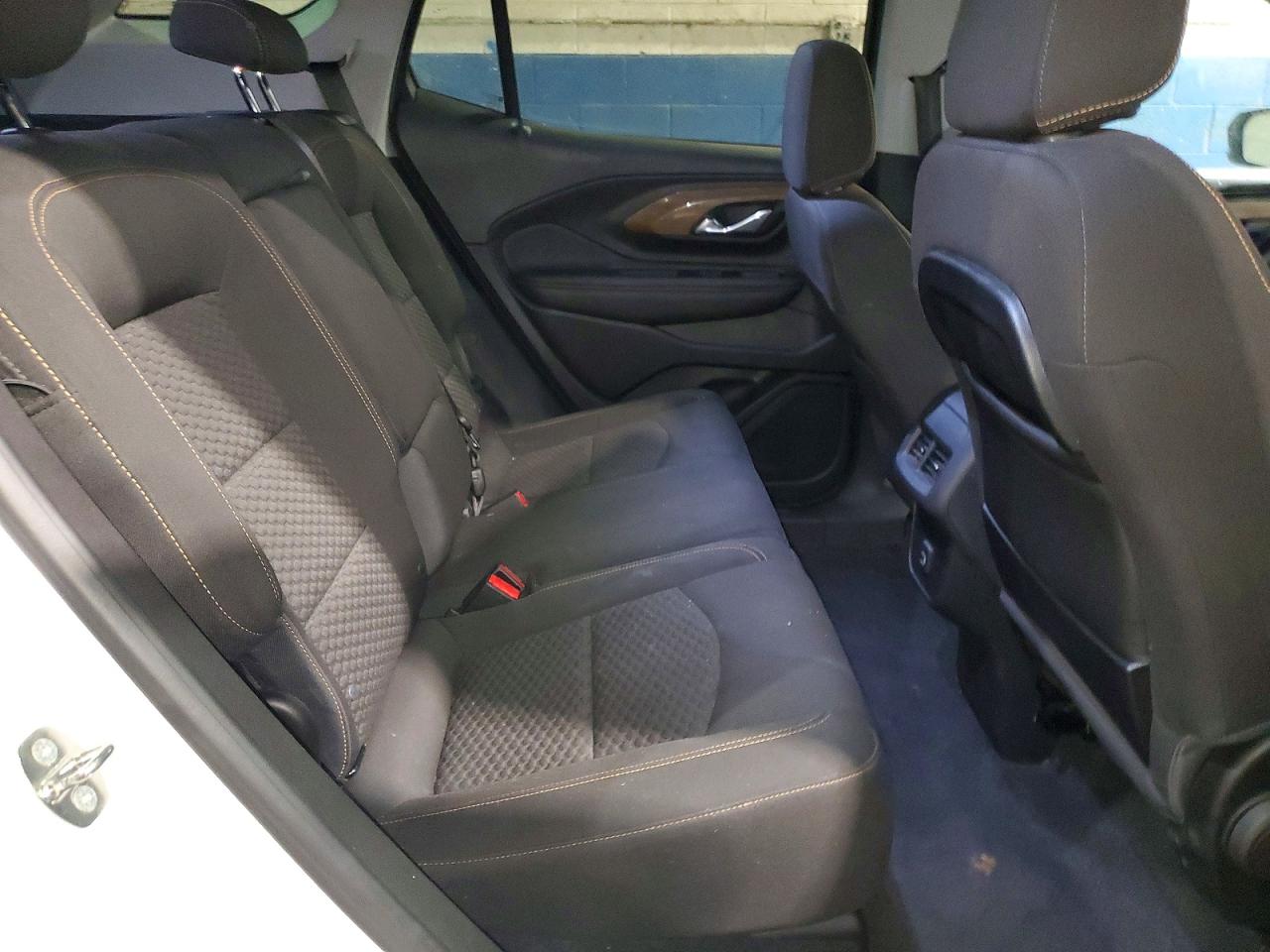 2019 GMC TERRAIN SLE photo 11