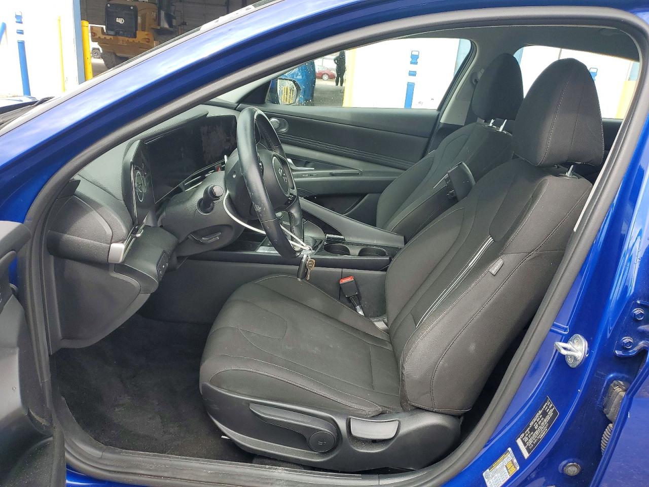 2023 HYUNDAI ELANTRA SEL photo 7