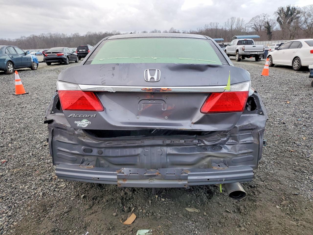2013 HONDA ACCORD LX photo 11