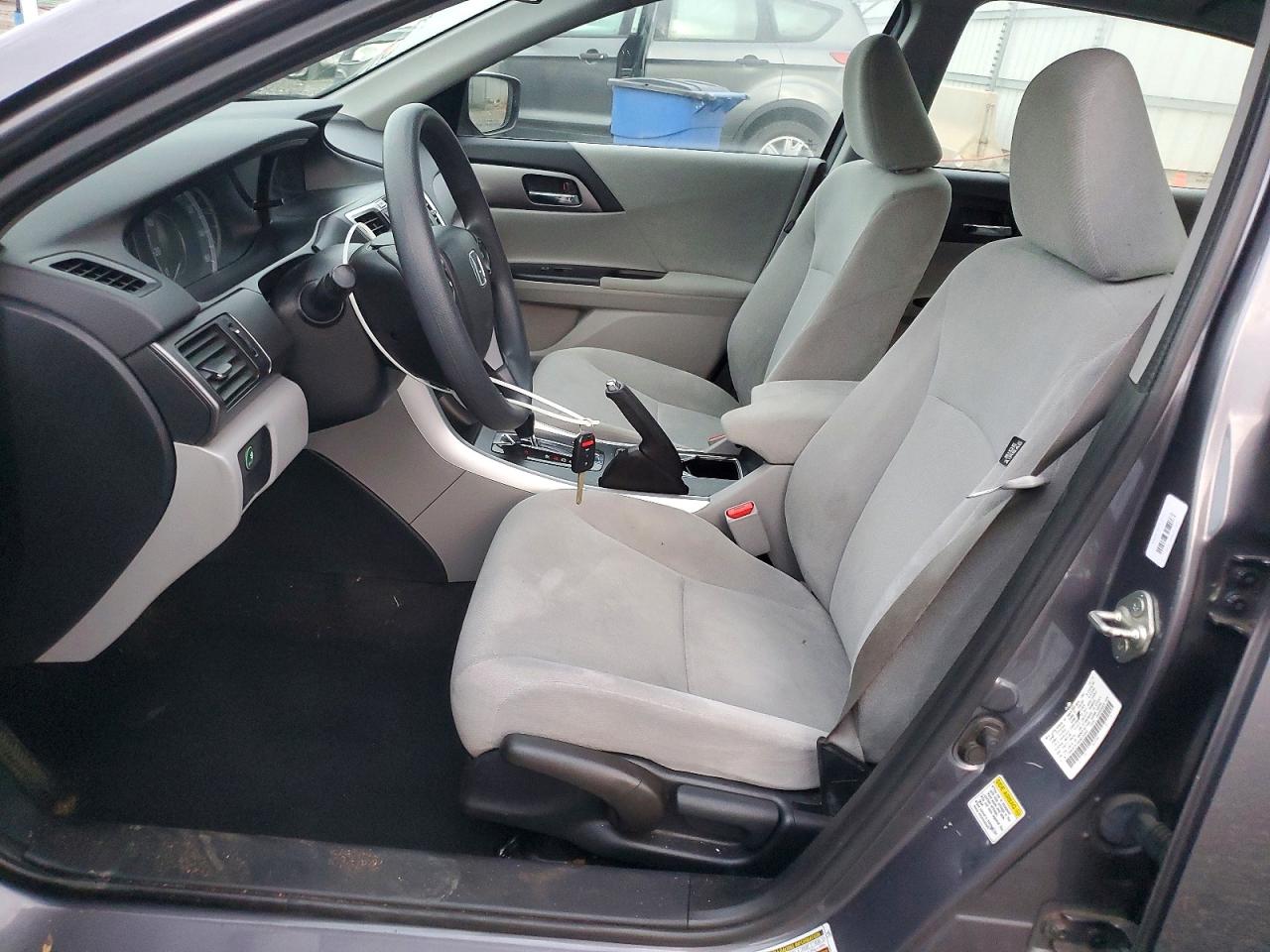 2013 HONDA ACCORD LX photo 13