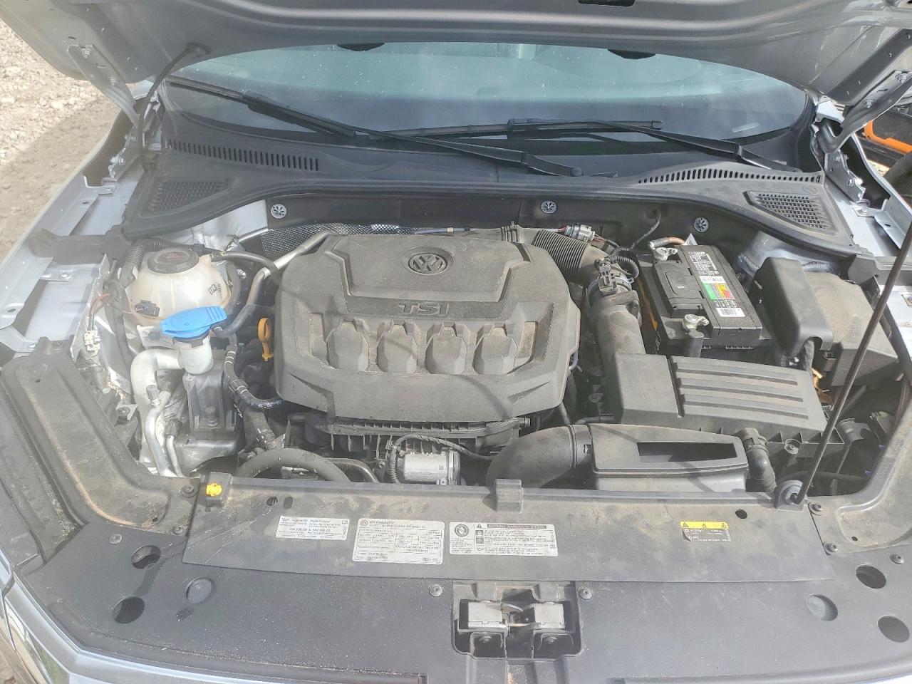 2020 VOLKSWAGEN PASSAT SEL photo 31