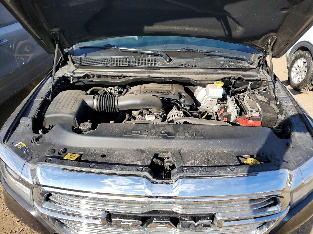 2021 RAM 1500 LARAMIE photo 21