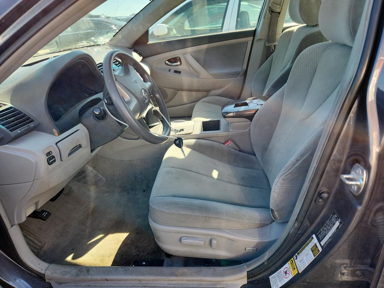 2009 TOYOTA CAMRY BASE photo 19