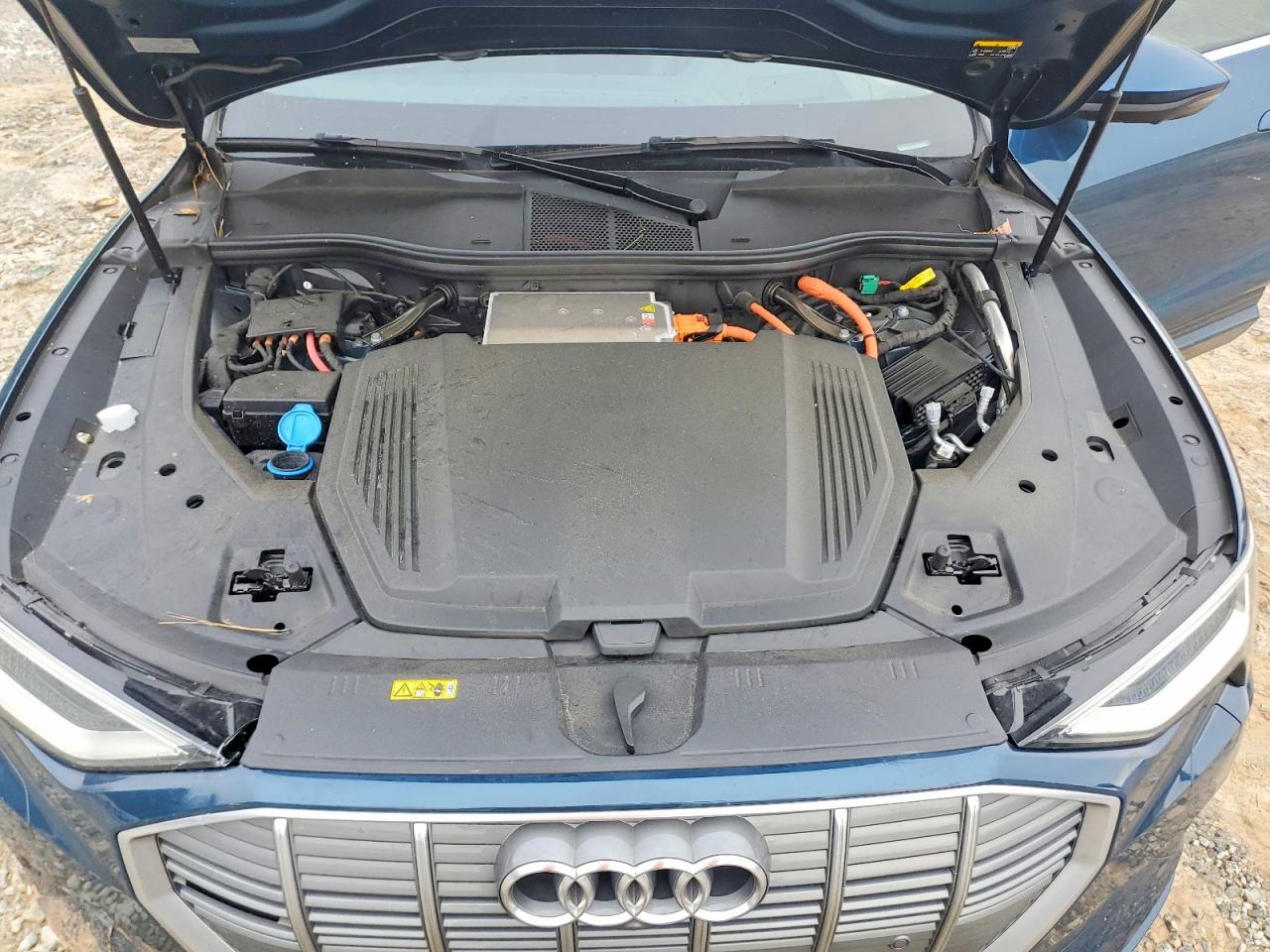 2021 AUDI E-TRON PRESTIGE photo 12