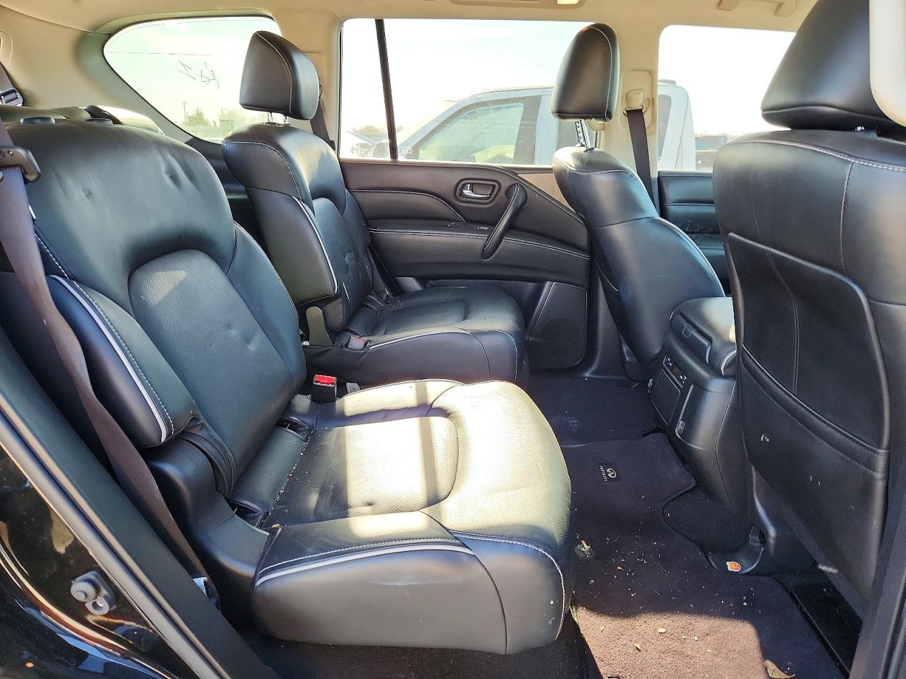 2021 INFINITI QX80 LUXE photo 31