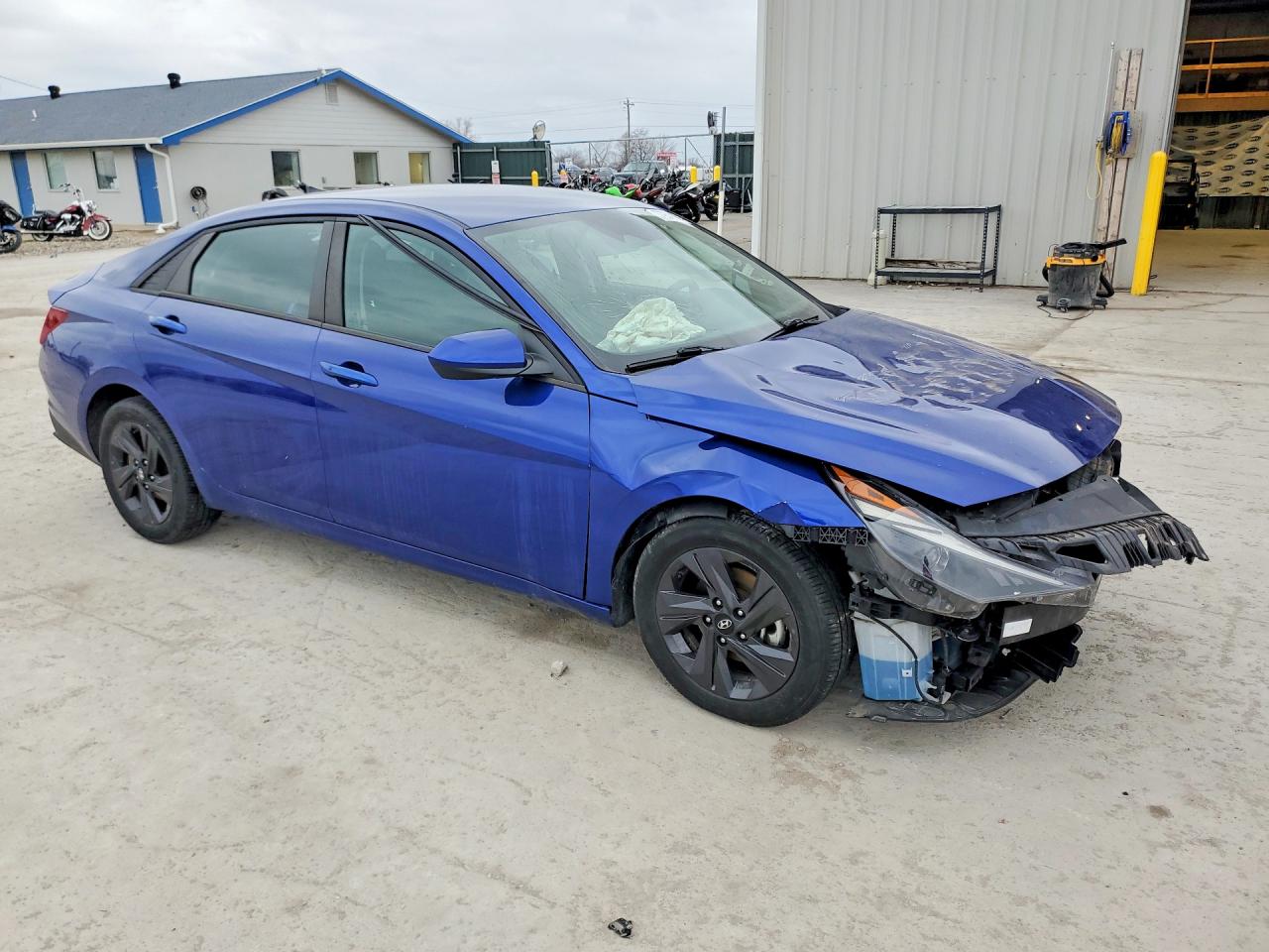 2021 HYUNDAI ELANTRA SEL photo 4