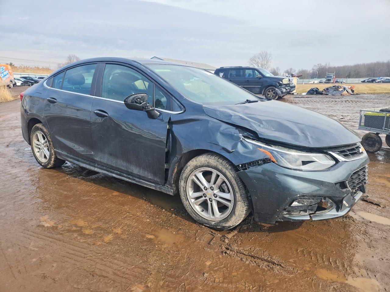 2017 CHEVROLET CRUZE LT photo 4