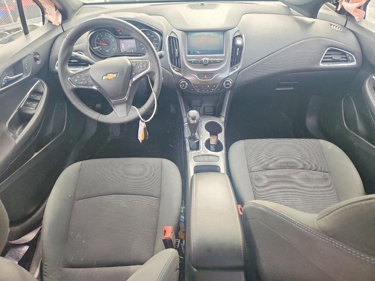 2017 CHEVROLET CRUZE LT photo 8