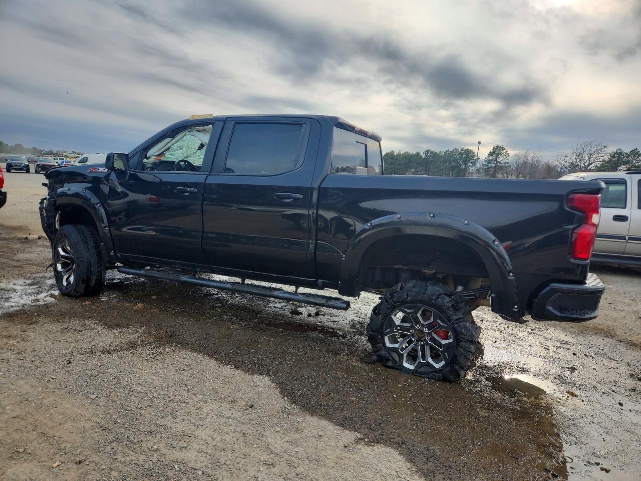 2020 CHEVROLET SILVERADO K1500 RST photo 3