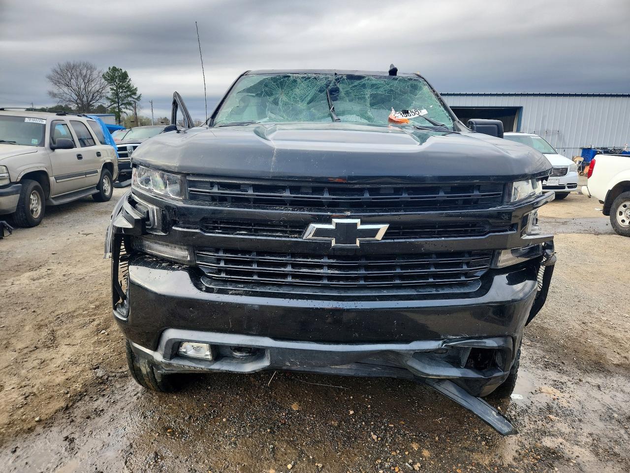 2020 CHEVROLET SILVERADO K1500 RST photo 9