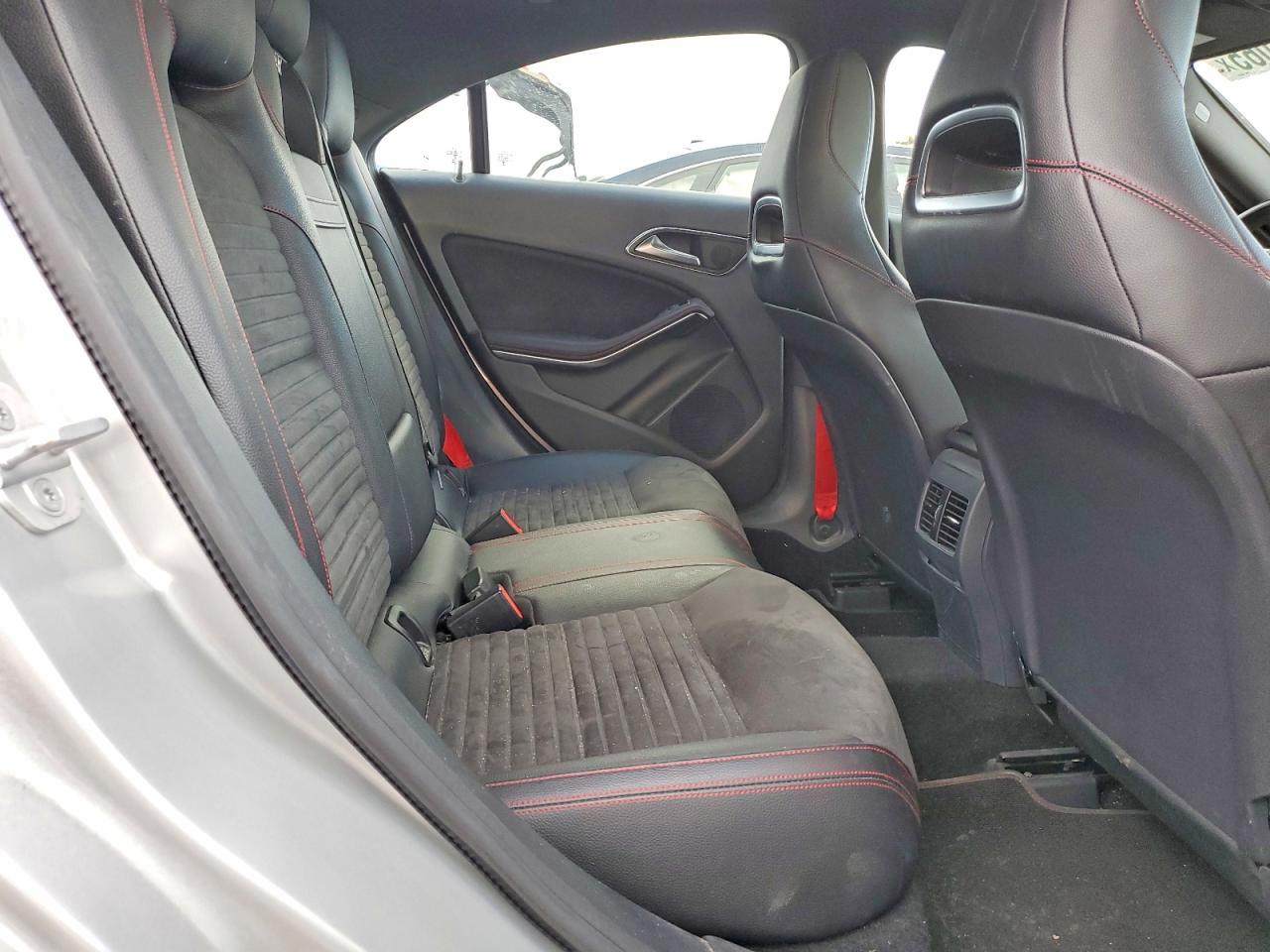 2016 MERCEDES-BENZ CLA 250 4MATIC photo 19