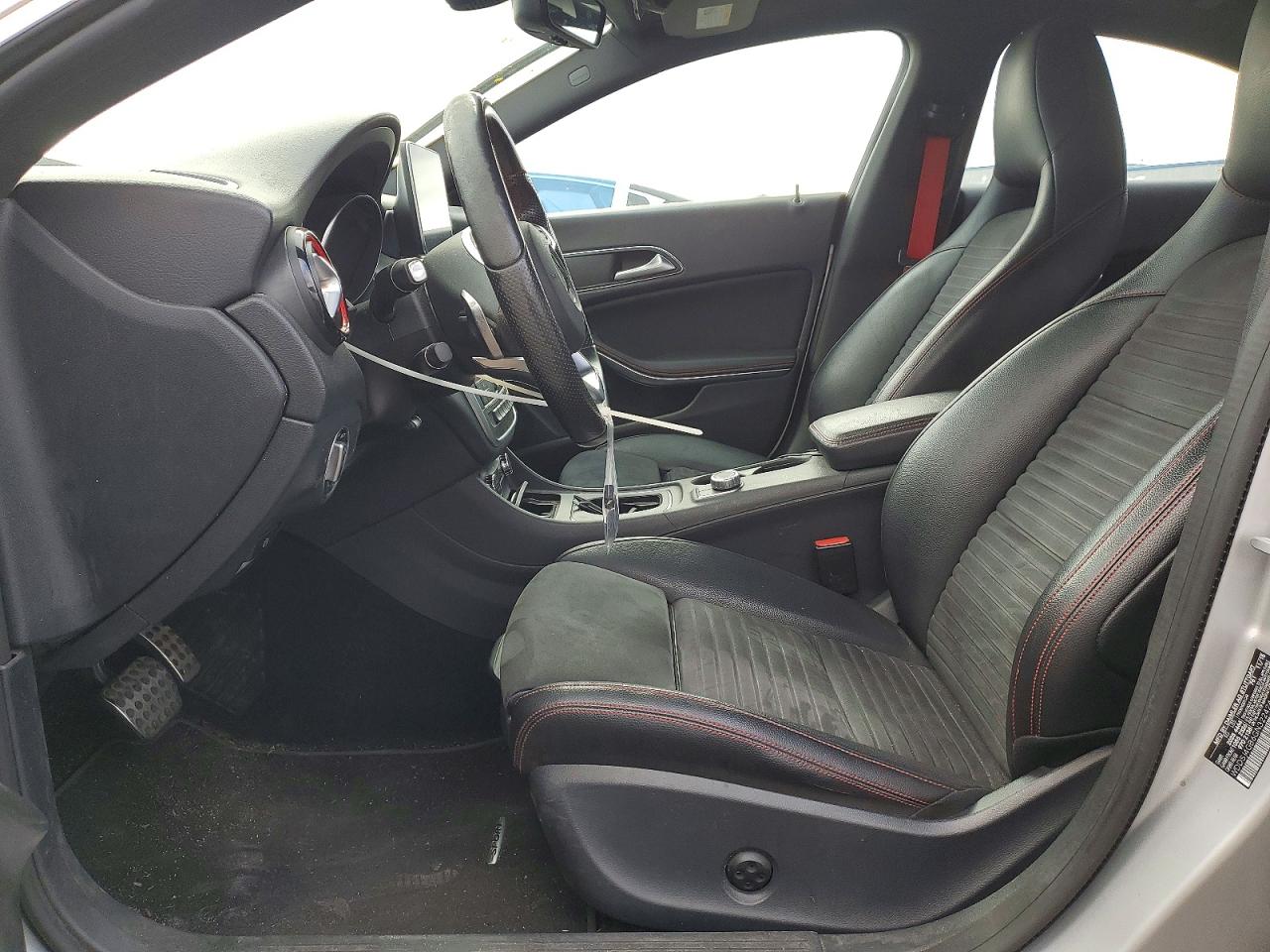 2016 MERCEDES-BENZ CLA 250 4MATIC photo 13