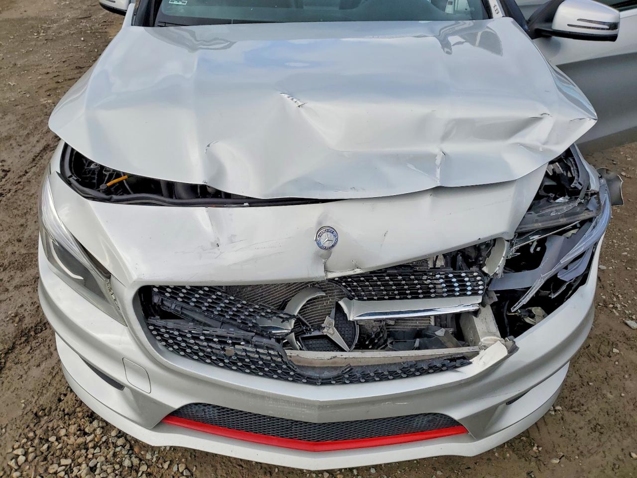 2016 MERCEDES-BENZ CLA 250 4MATIC photo 21