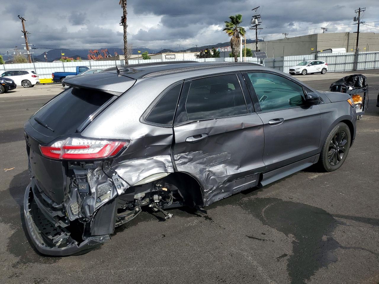 2024 FORD EDGE SE photo 3
