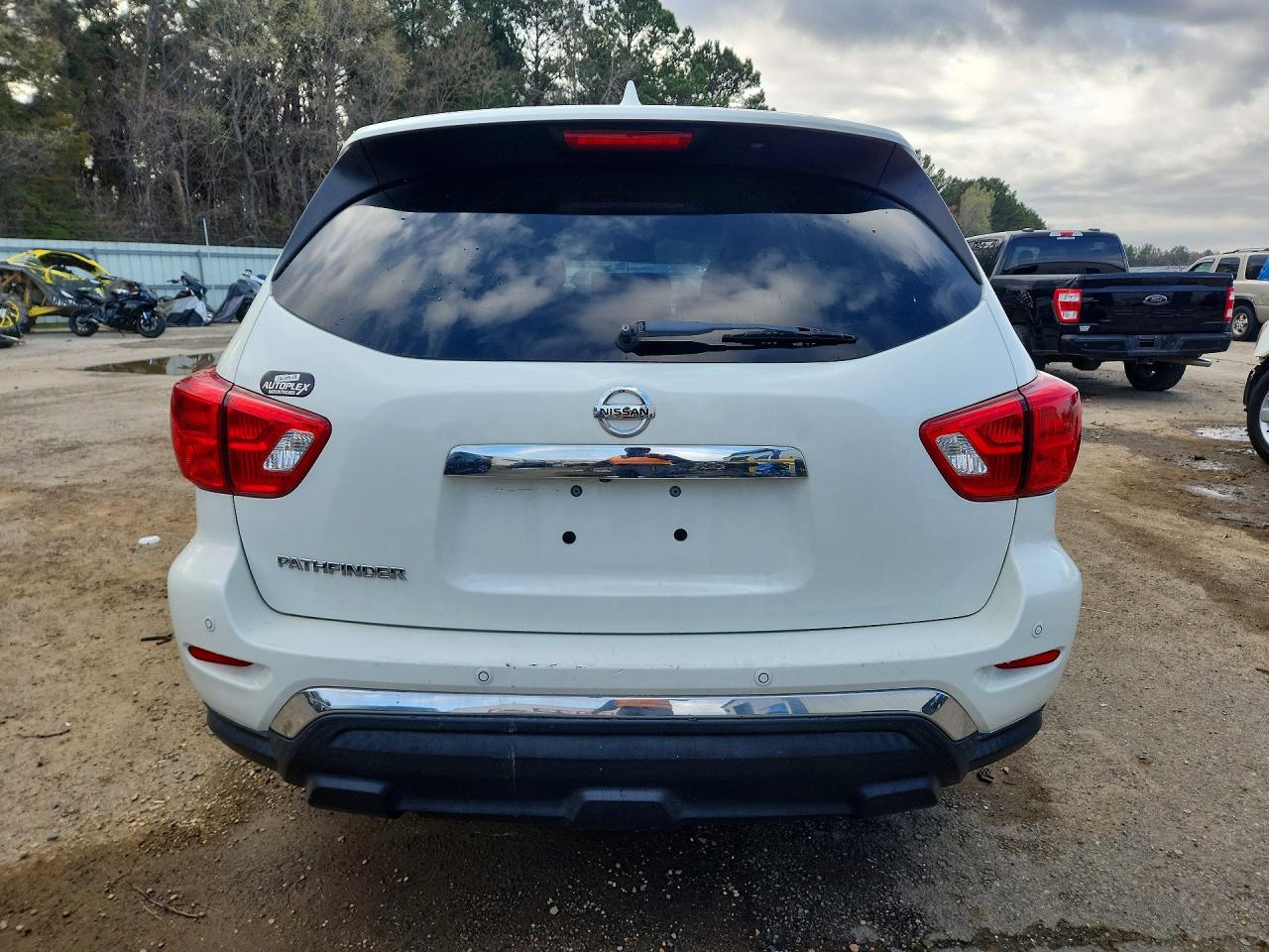 2020 NISSAN PATHFINDER S photo 16