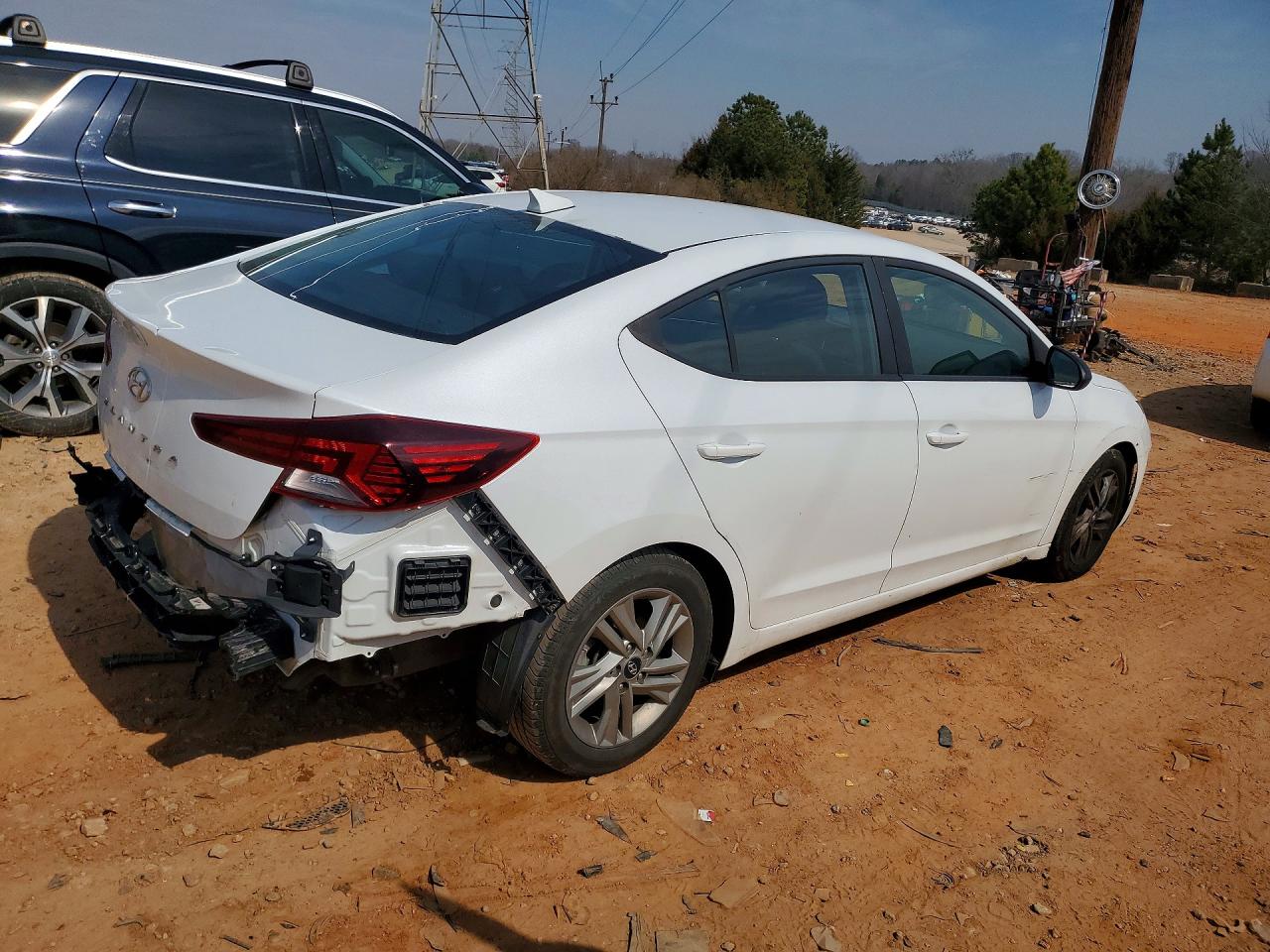2020 HYUNDAI ELANTRA SEL photo 3