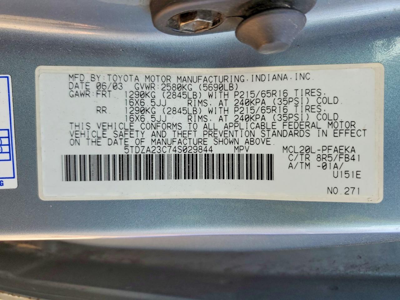 2004 TOYOTA SIENNA LE 7 PASSENGER photo 25