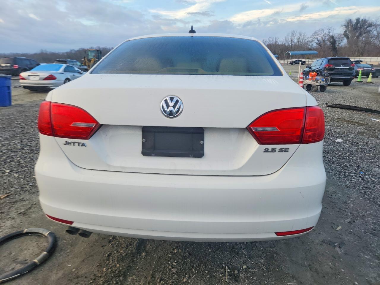 2013 VOLKSWAGEN JETTA SE photo 6