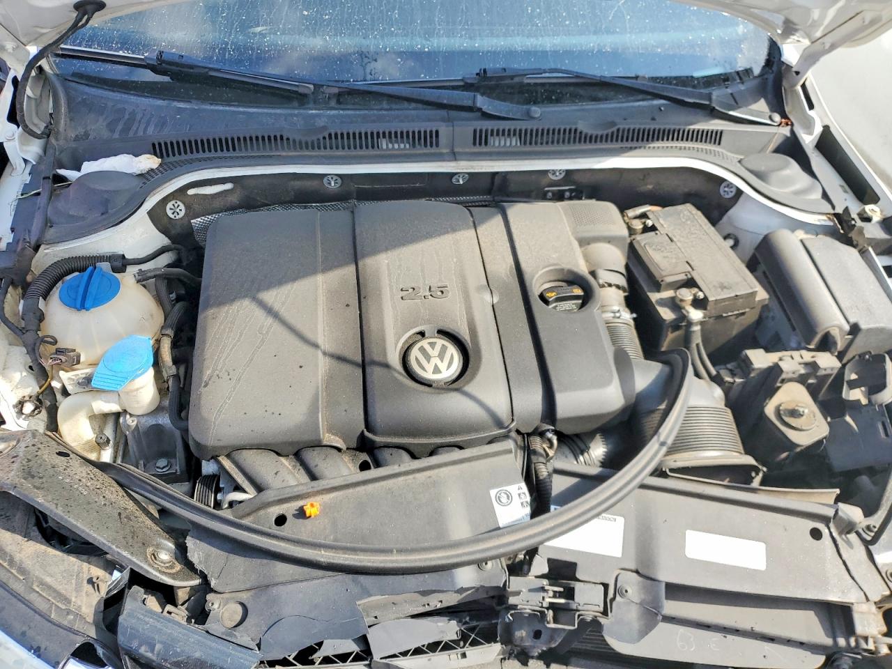 2013 VOLKSWAGEN JETTA SE photo 11