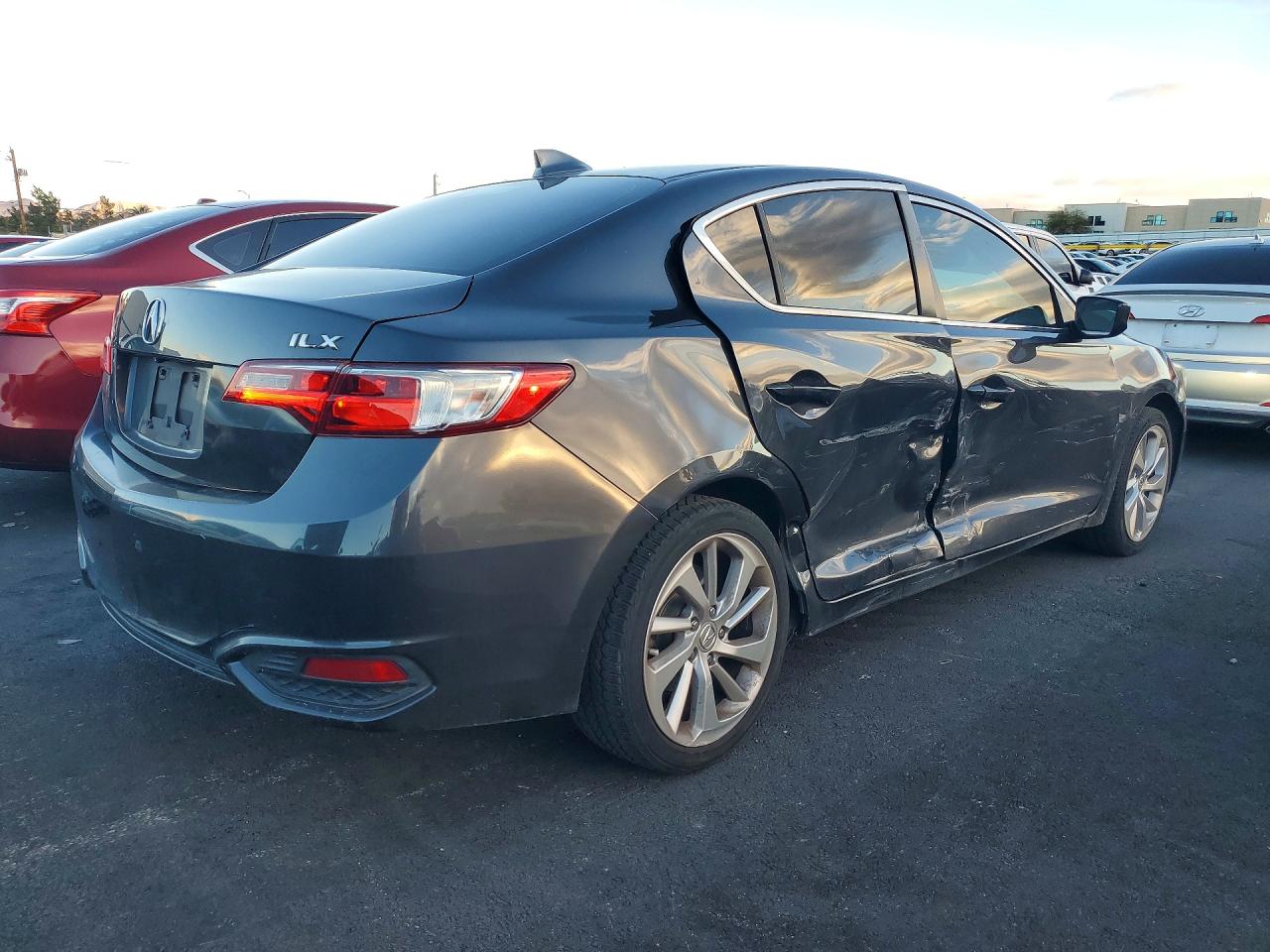 2016 ACURA ILX PREMIUM photo 3