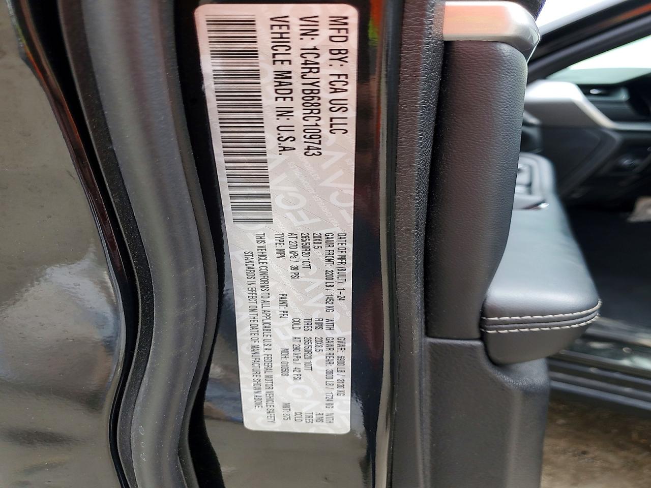 2024 JEEP GRAND CHEROKEE LIMITED 4XE photo 37