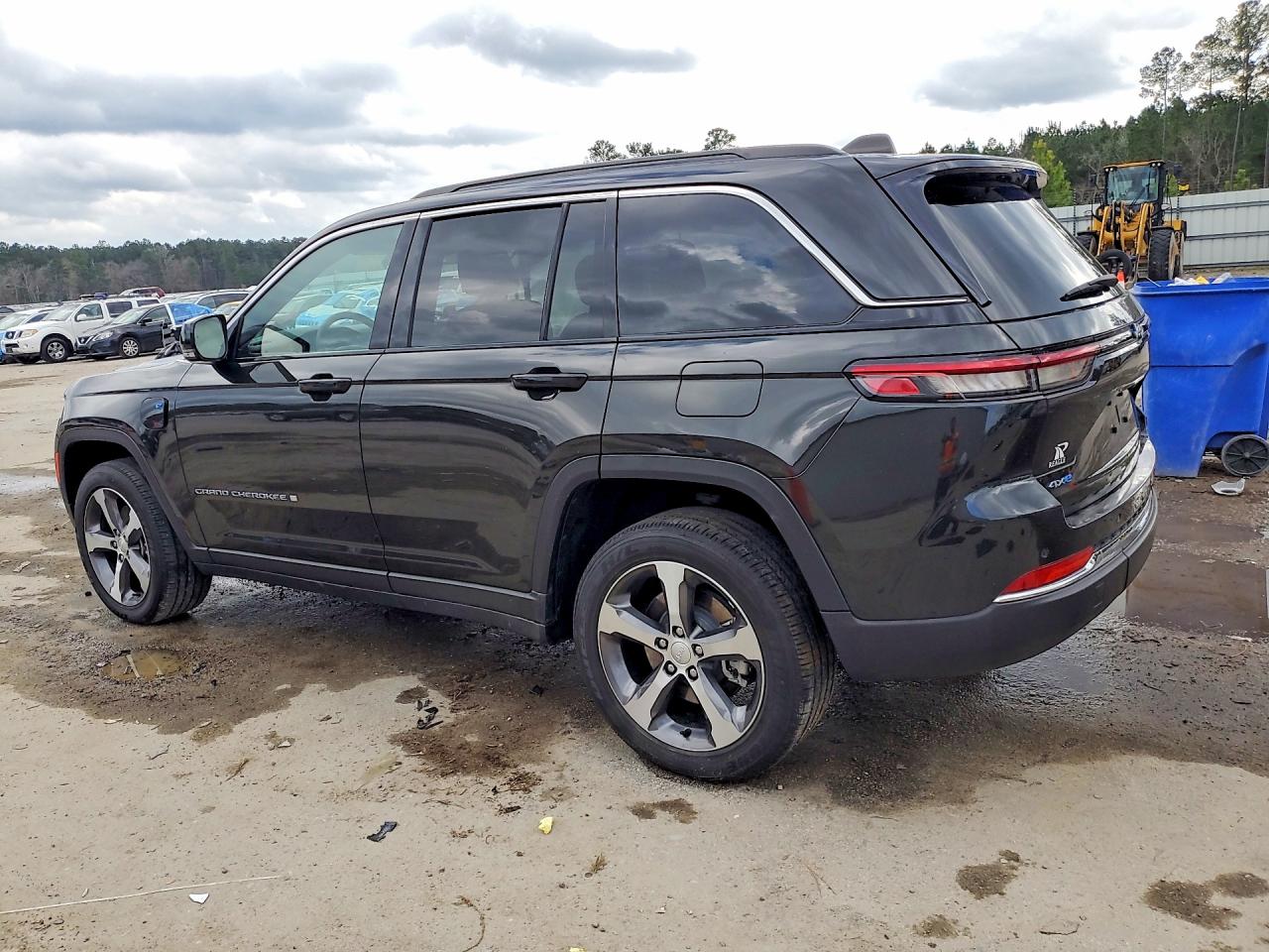 2024 JEEP GRAND CHEROKEE LIMITED 4XE photo 4
