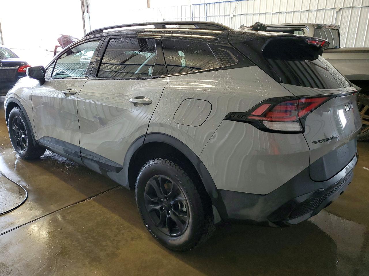2025 KIA SPORTAGE X-PRO PRESTIGE photo 2