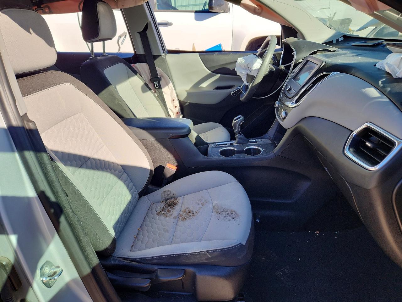 2021 CHEVROLET EQUINOX LS photo 13