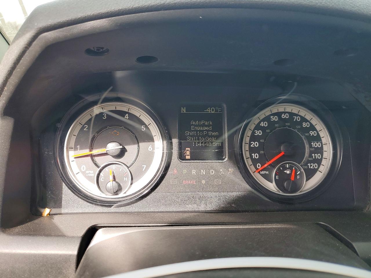 2017 RAM 1500 ST photo 9
