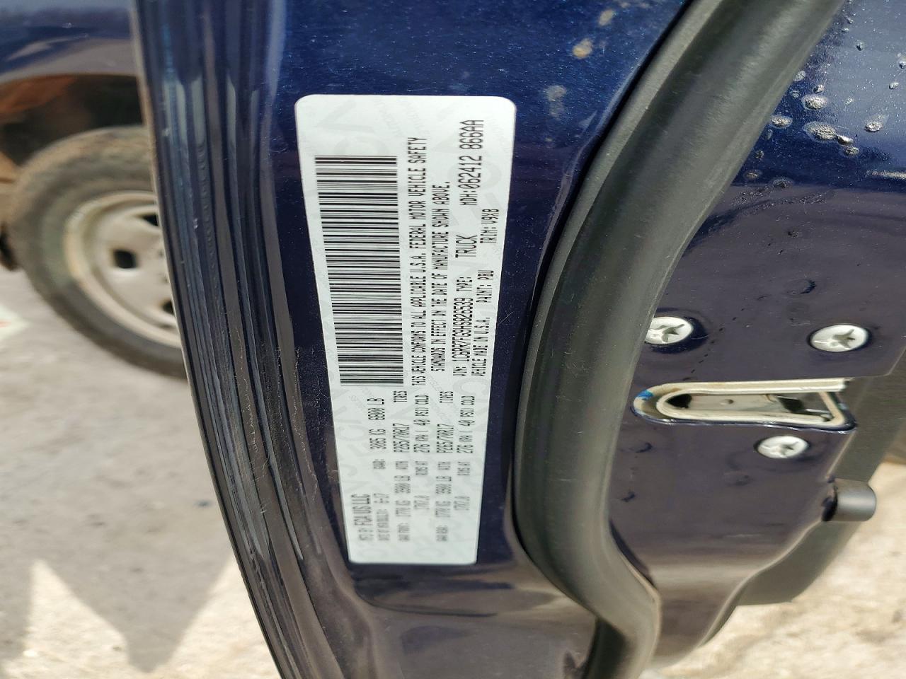 2017 RAM 1500 ST photo 12