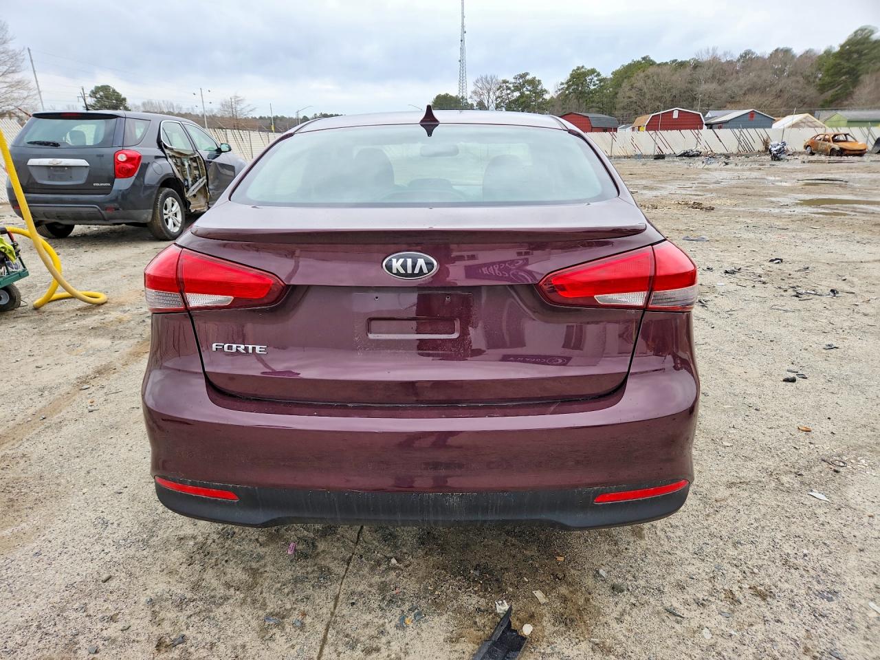 2018 KIA FORTE LX photo 6