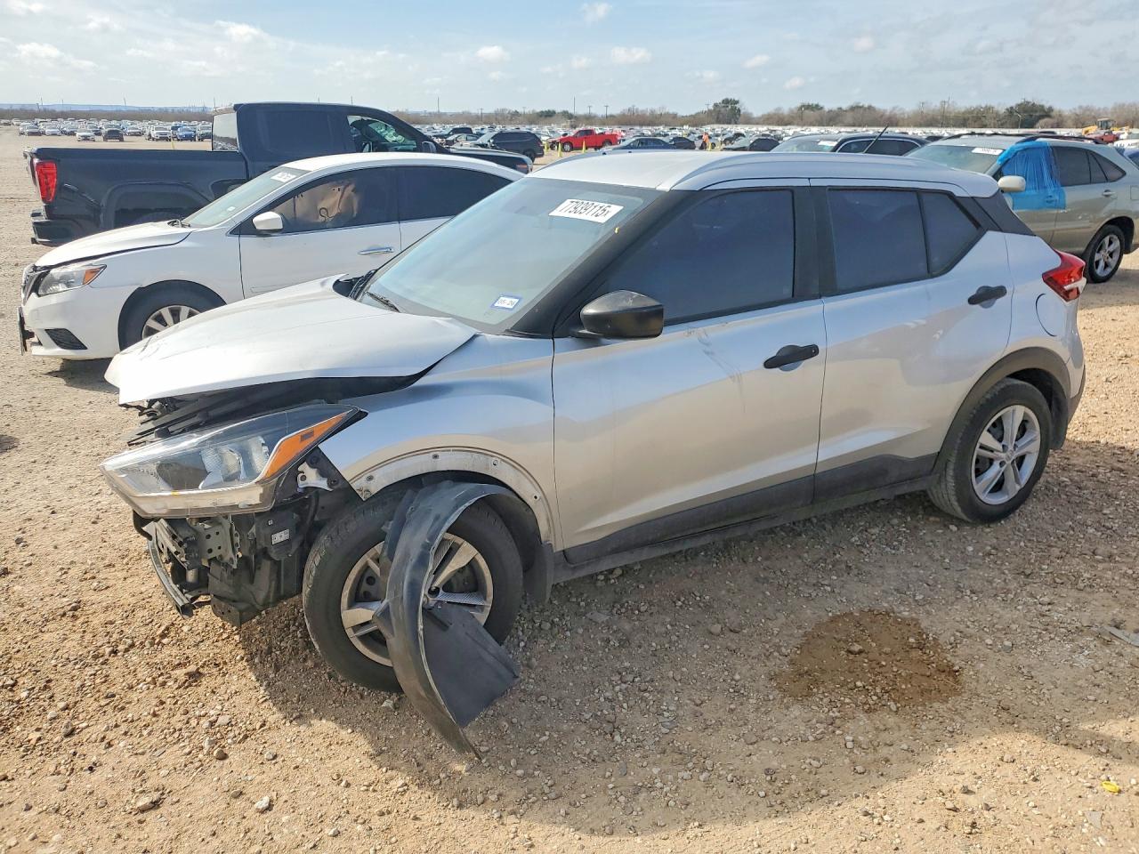 2018 NISSAN KICKS