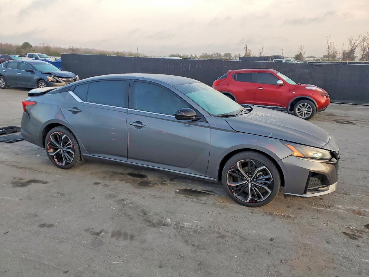 2024 NISSAN ALTIMA 2.5 SR photo 4
