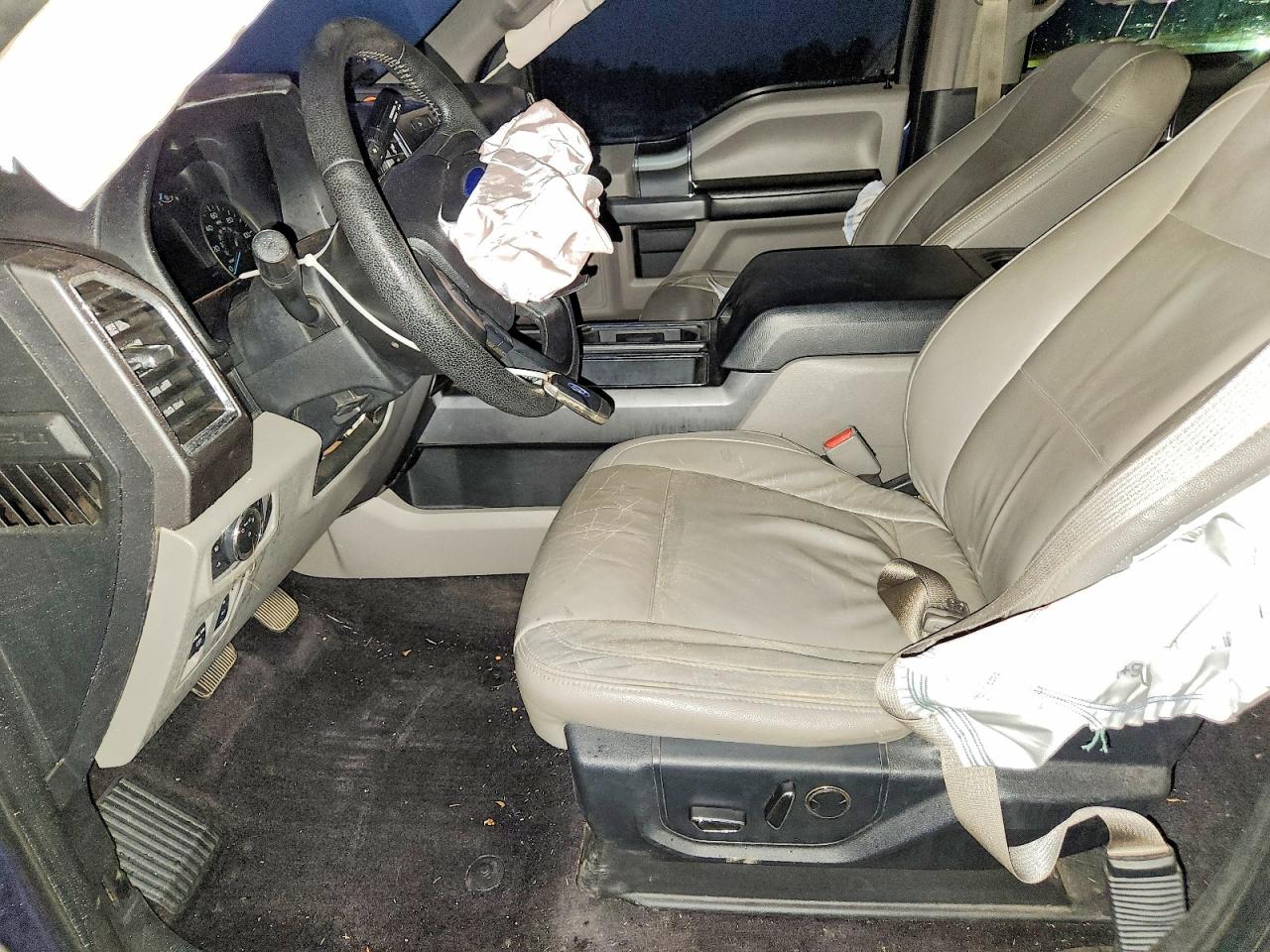 2015 FORD F150 SUPERCREW photo 19