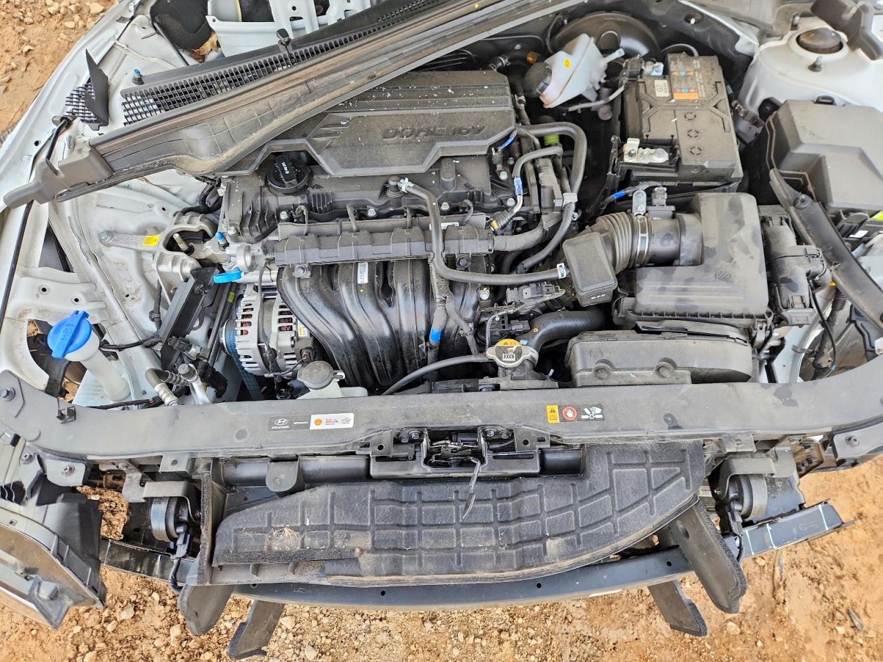 2025 HYUNDAI ELANTRA SE photo 21