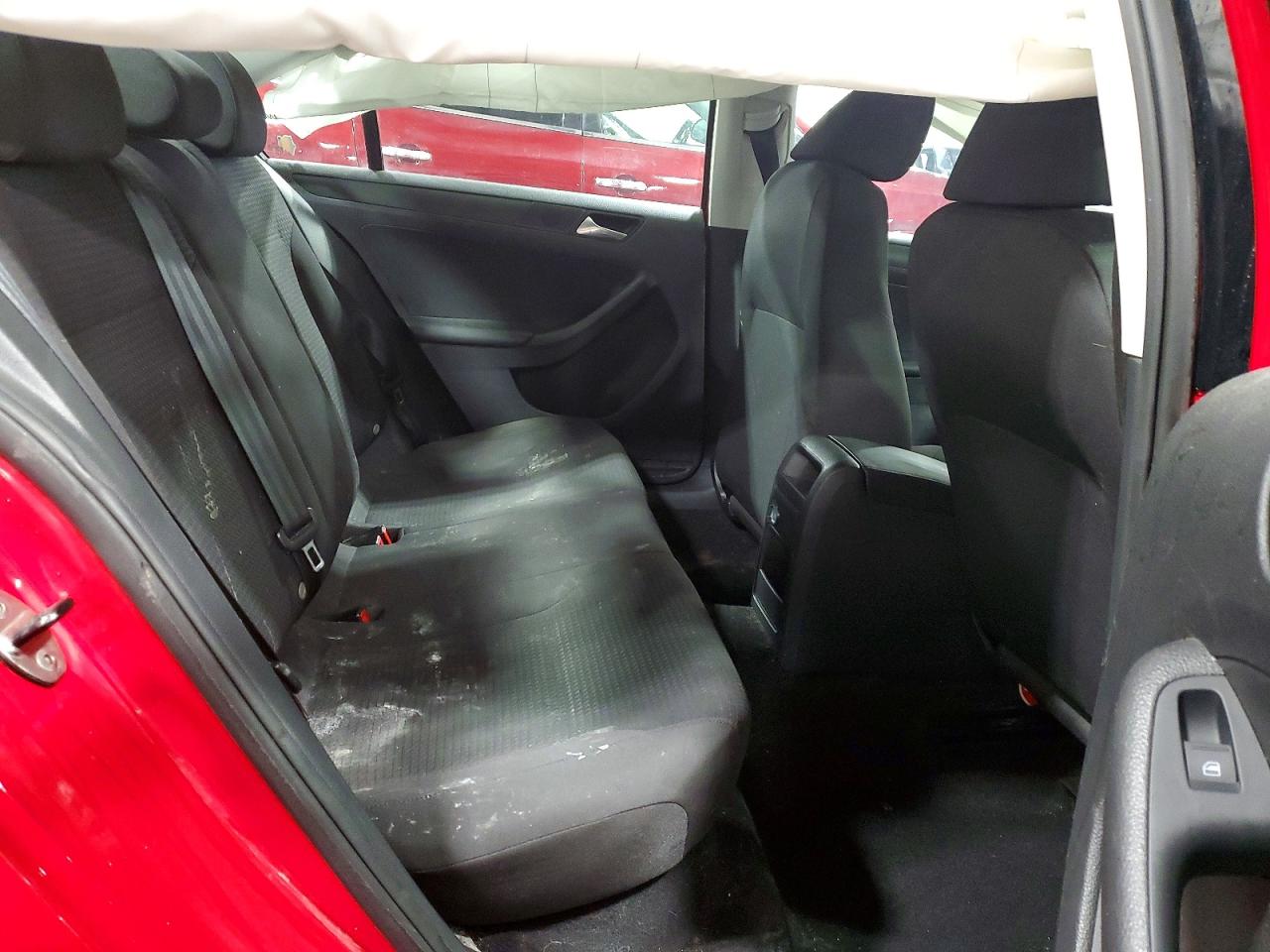 2015 VOLKSWAGEN JETTA BASE photo 10