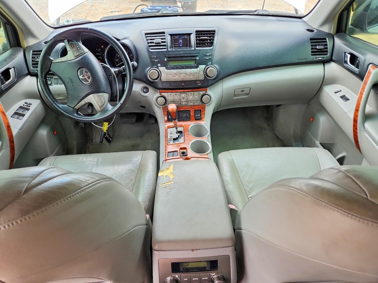 2008 TOYOTA HIGHLANDER LIMITED photo 8
