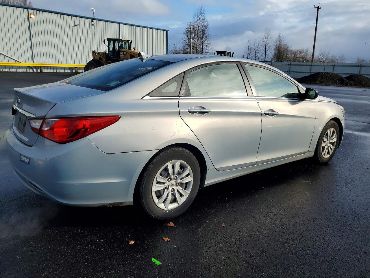 2011 HYUNDAI SONATA GLS photo 5
