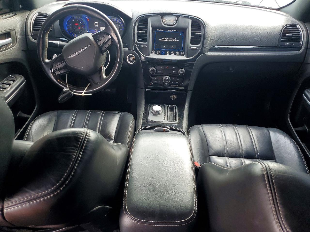 2019 CHRYSLER 300 S photo 8