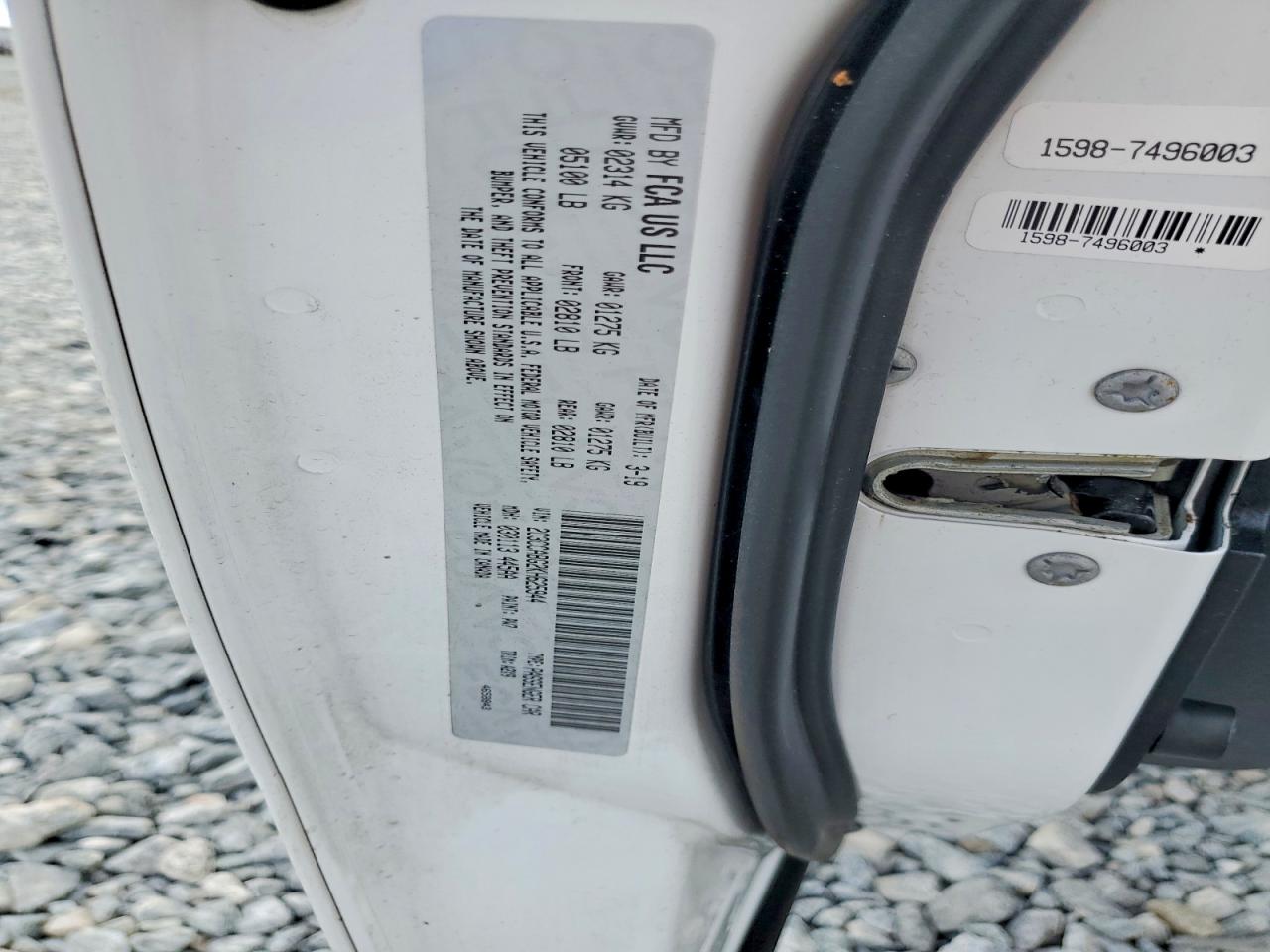 2019 CHRYSLER 300 S photo 13