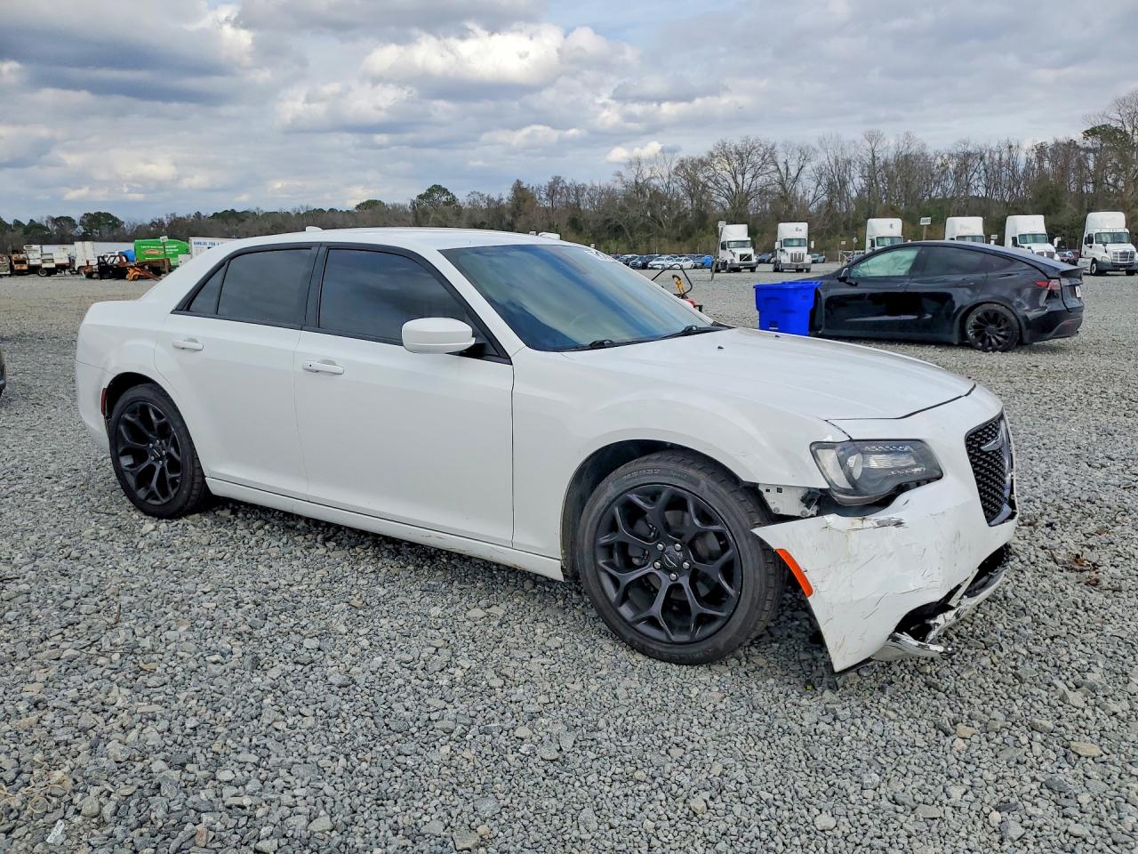 2019 CHRYSLER 300 S photo 4