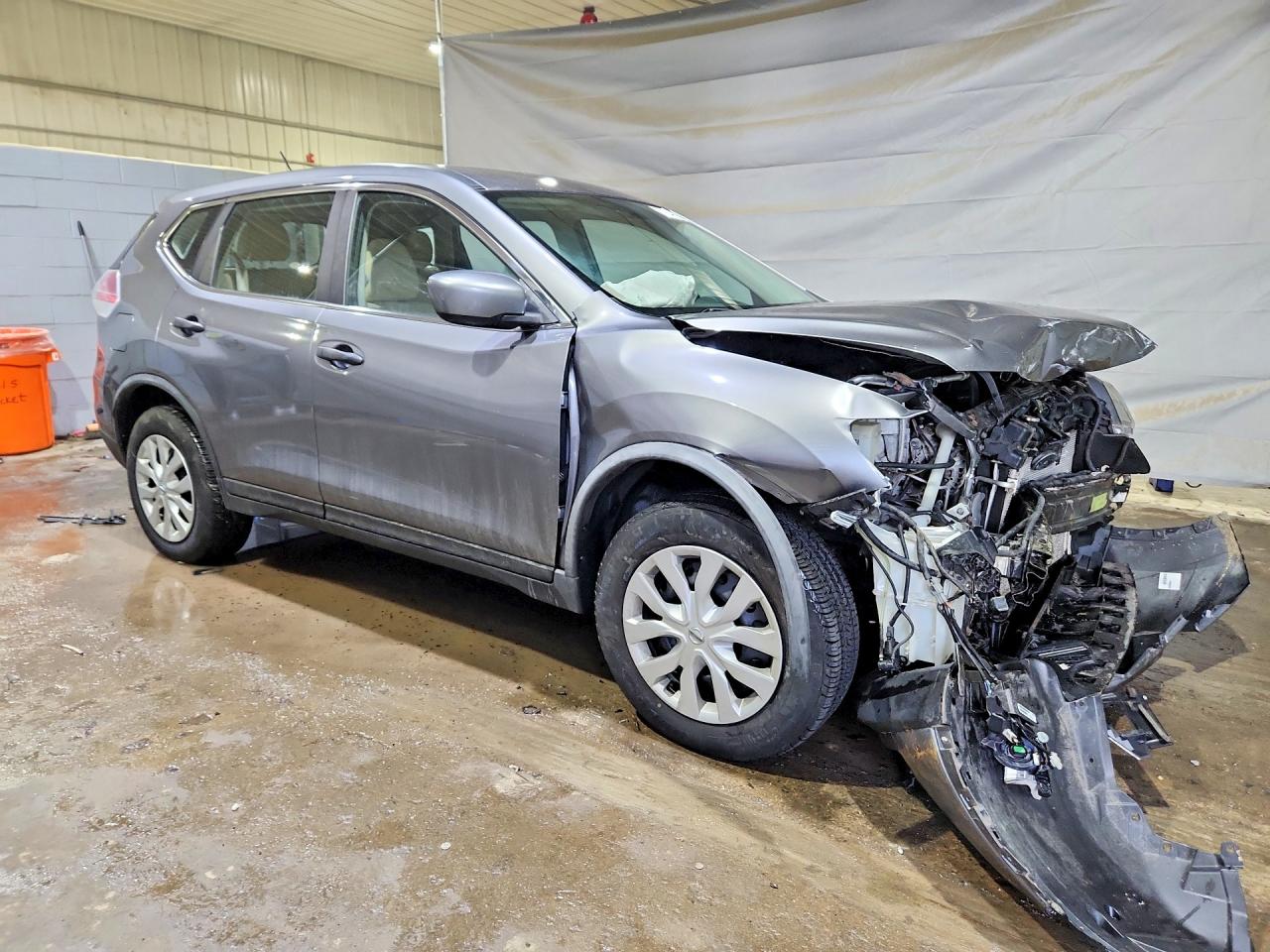 2016 NISSAN ROGUE S photo 10