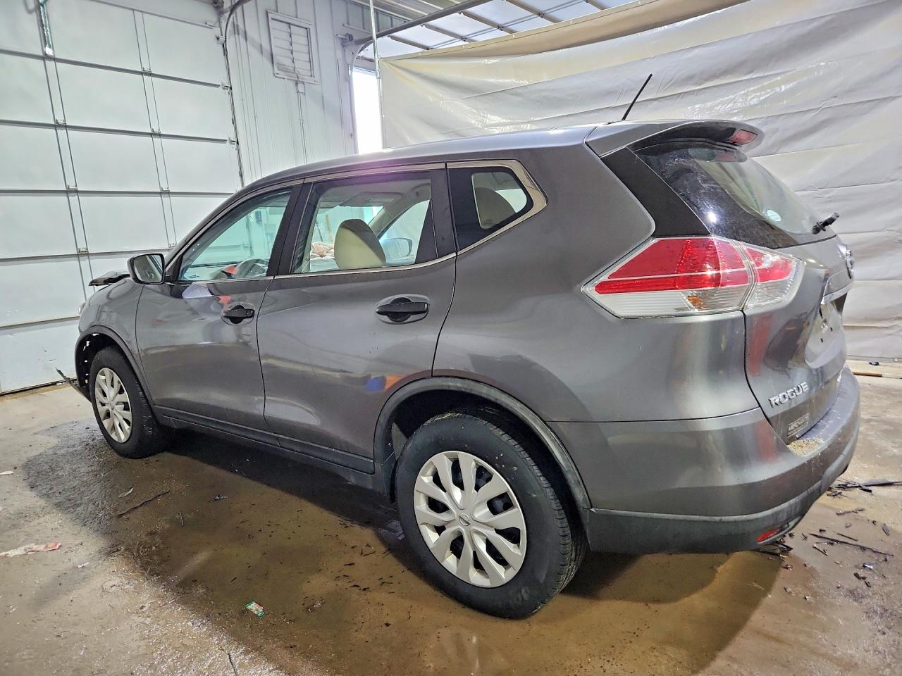 2016 NISSAN ROGUE S photo 4