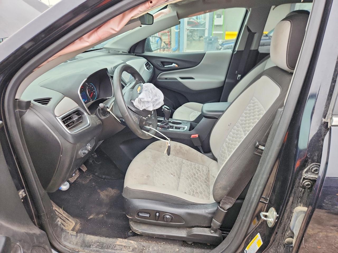 2021 CHEVROLET EQUINOX LT photo 13