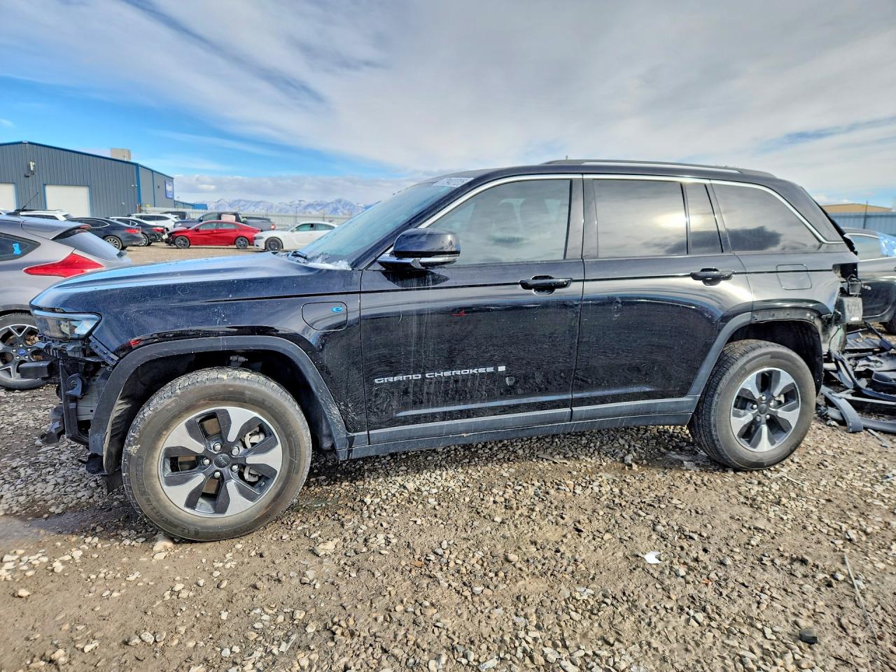 2023 JEEP GRAND CHEROKEE